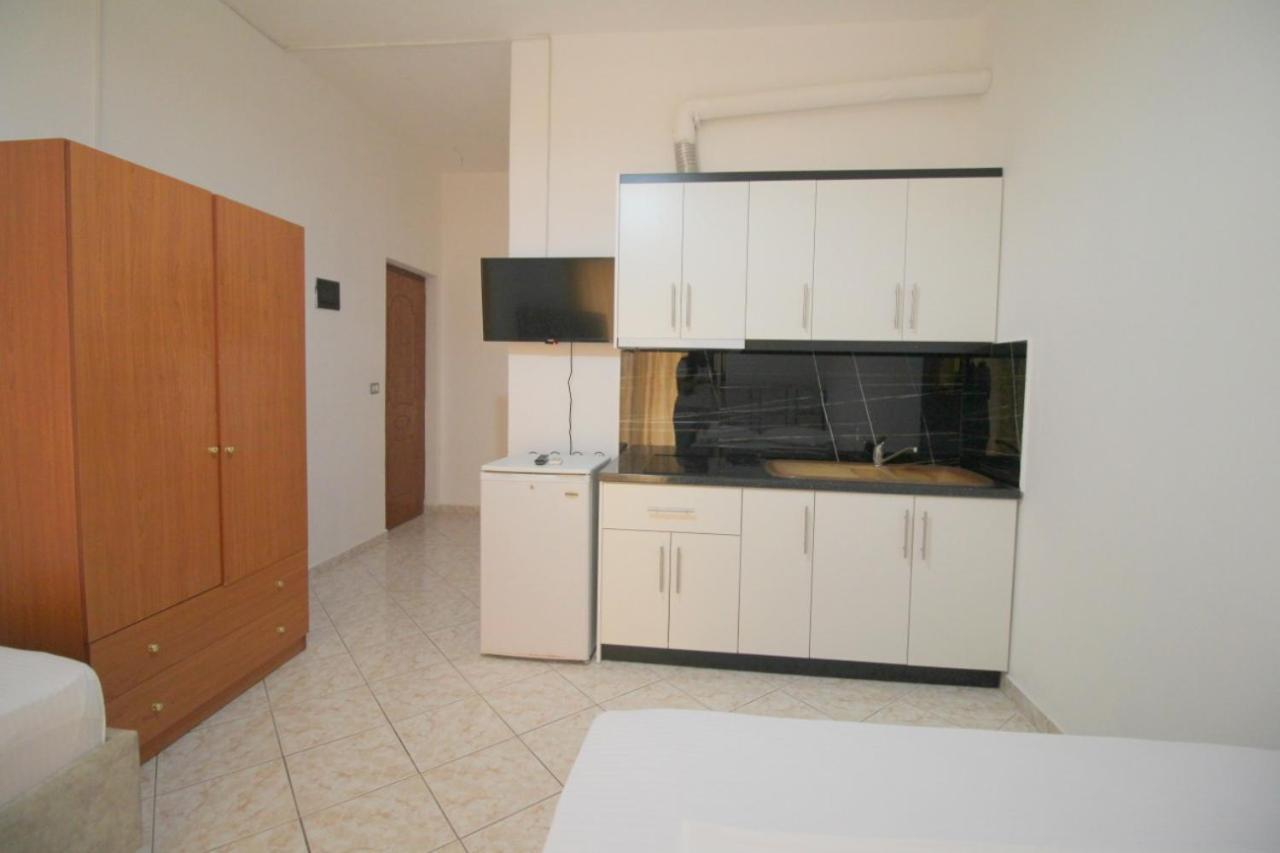 Hotel Vila Vilson Saranda Chambre photo