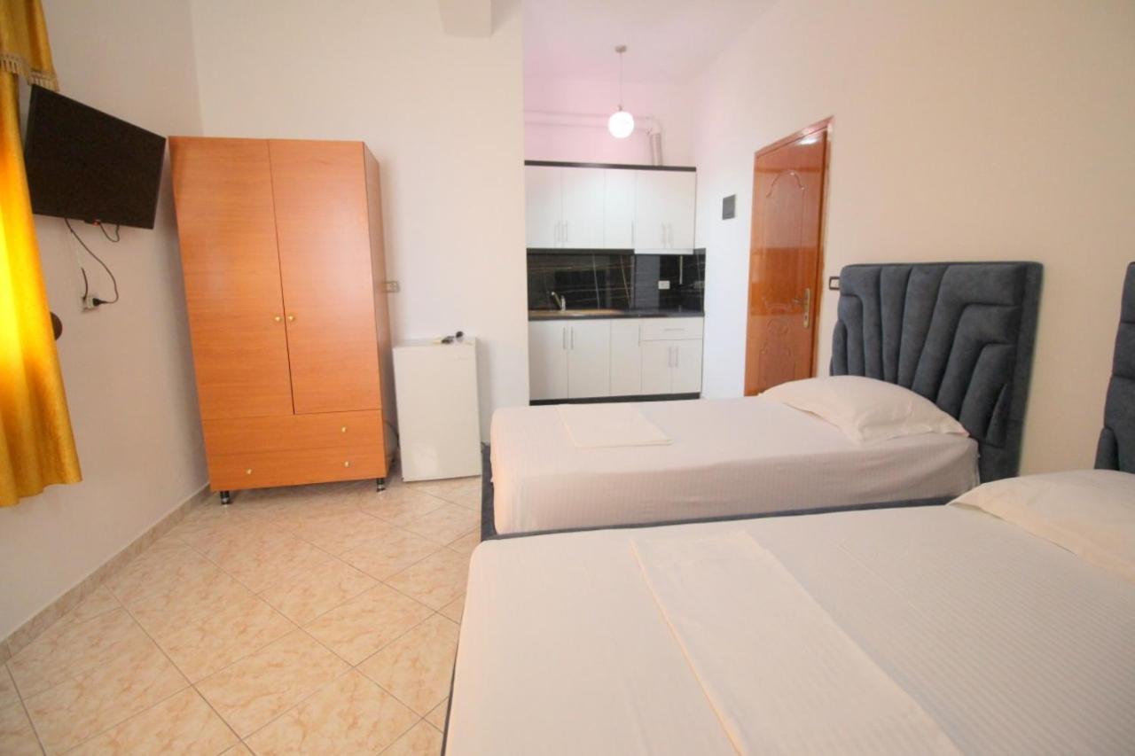 Hotel Vila Vilson Saranda Chambre photo