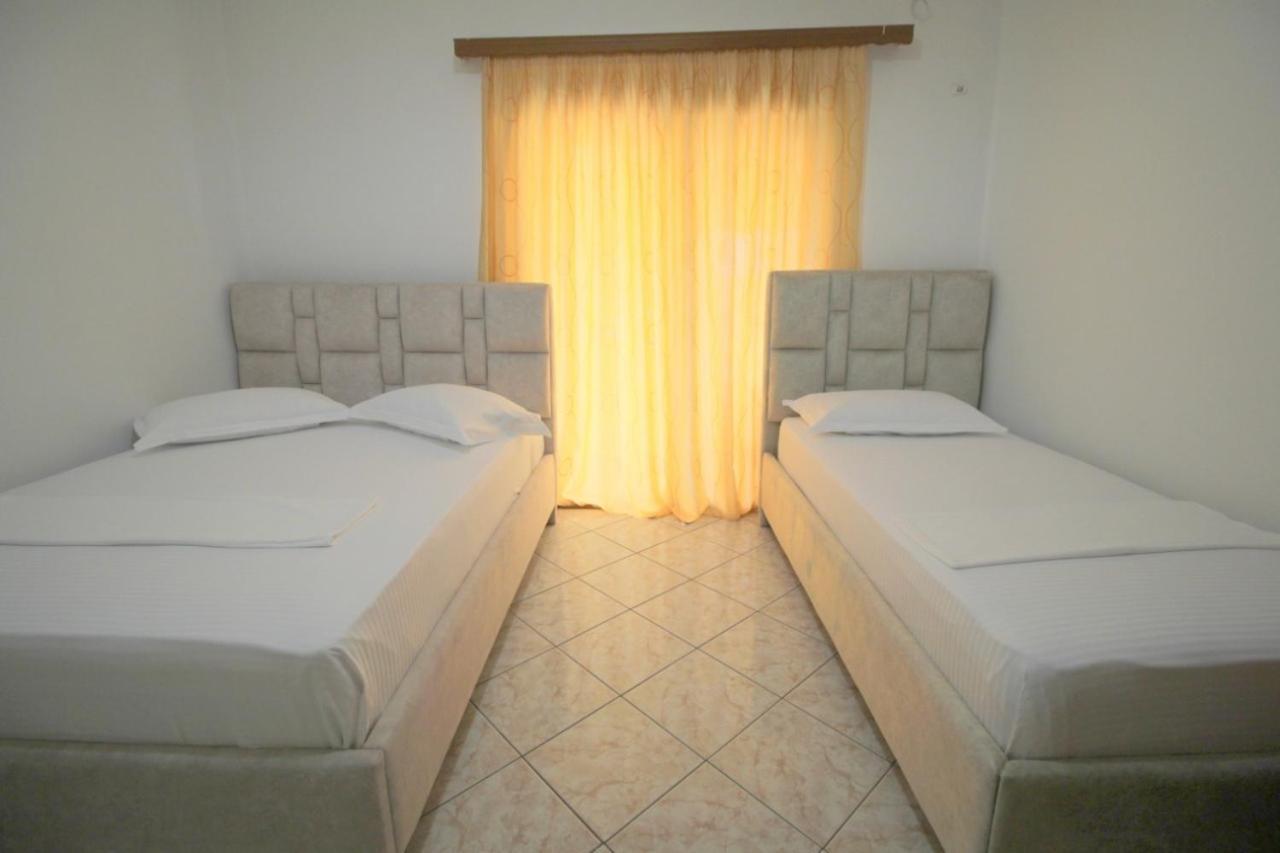 Hotel Vila Vilson Saranda Chambre photo