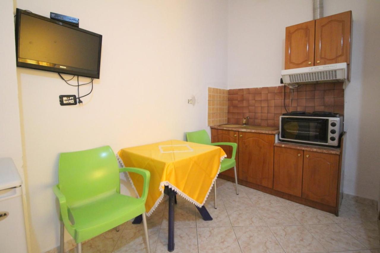 Hotel Vila Vilson Saranda Chambre photo
