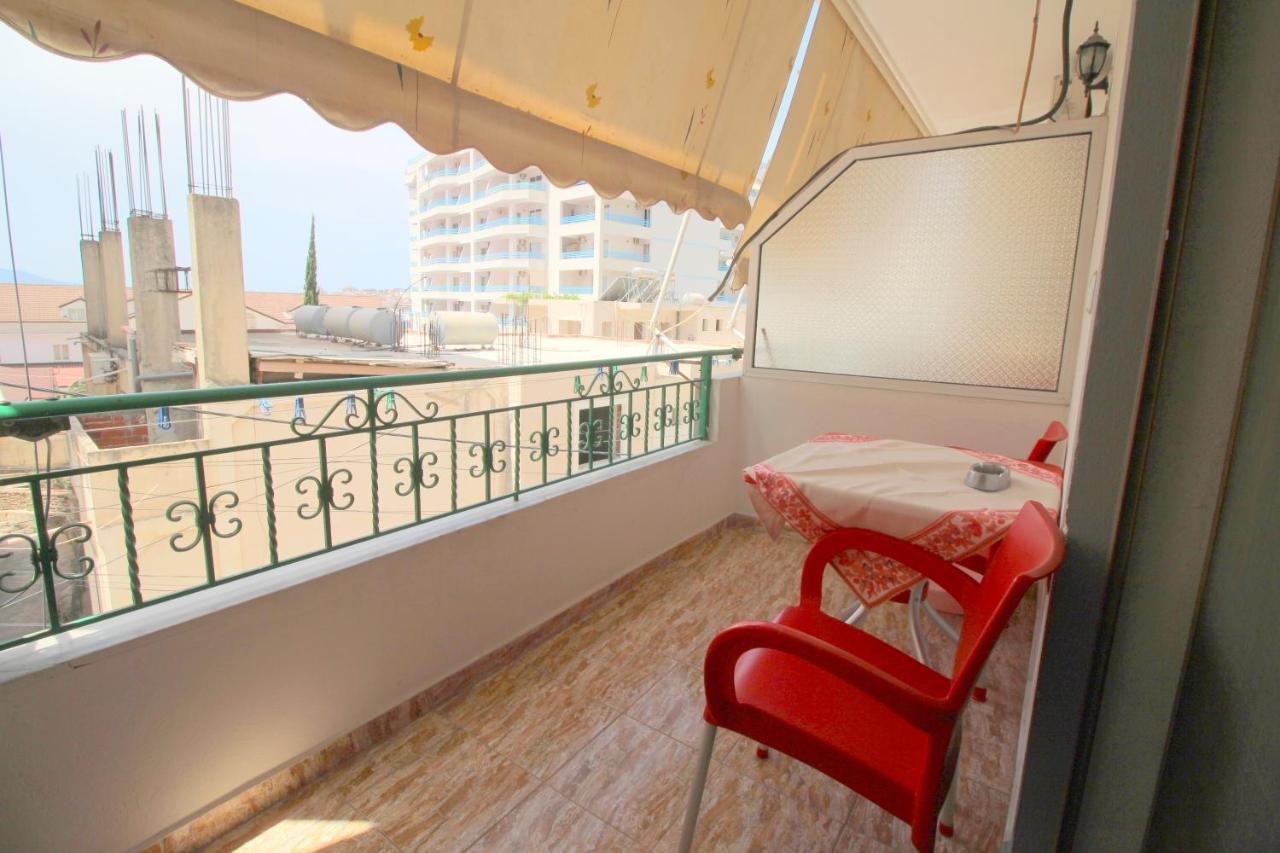 Hotel Vila Vilson Saranda Extérieur photo
