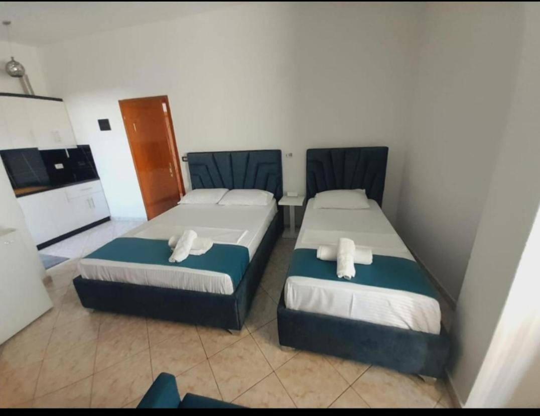Hotel Vila Vilson Saranda Extérieur photo