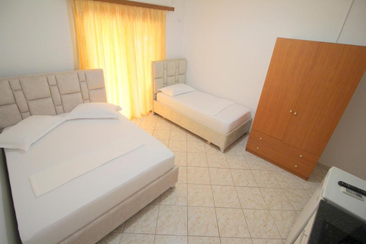 Hotel Vila Vilson Saranda Chambre photo