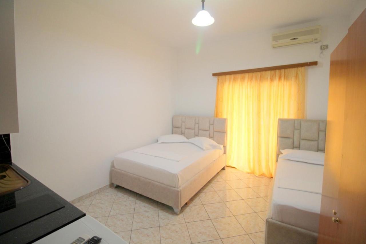 Hotel Vila Vilson Saranda Chambre photo