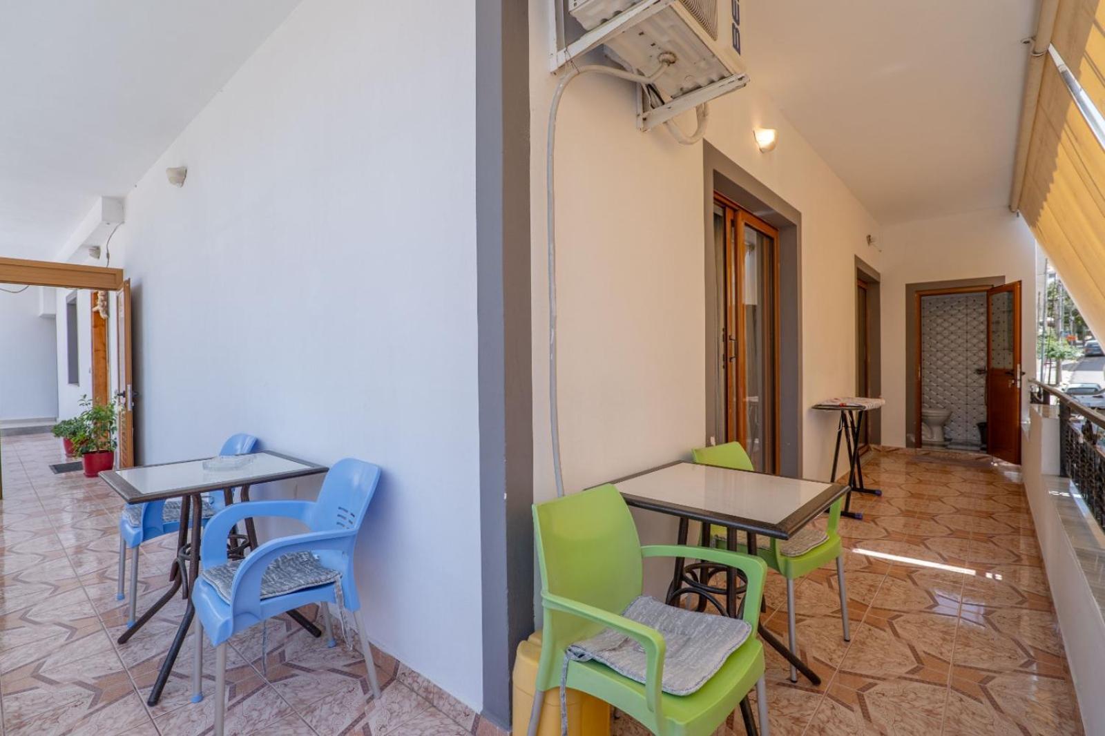 Hotel Vila Vilson Saranda Extérieur photo